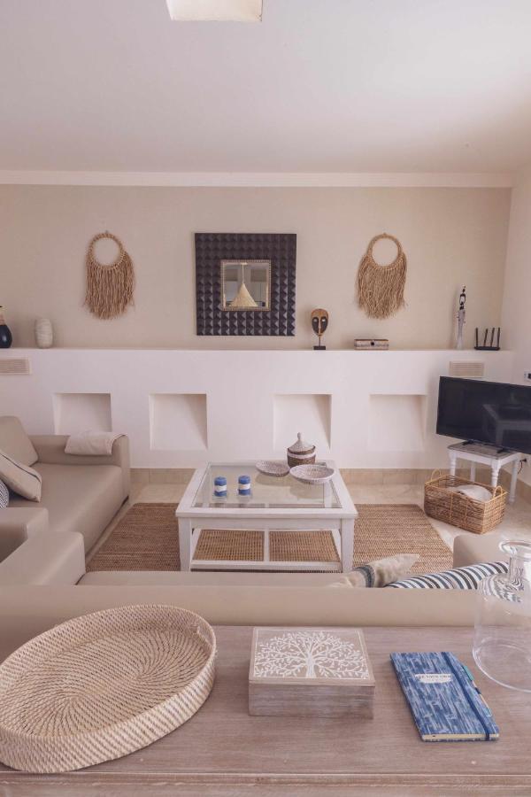 Villa Tiguaro Piscina Climat Jacuzzy Ac Villa 9 12 كوراليهو المظهر الخارجي الصورة